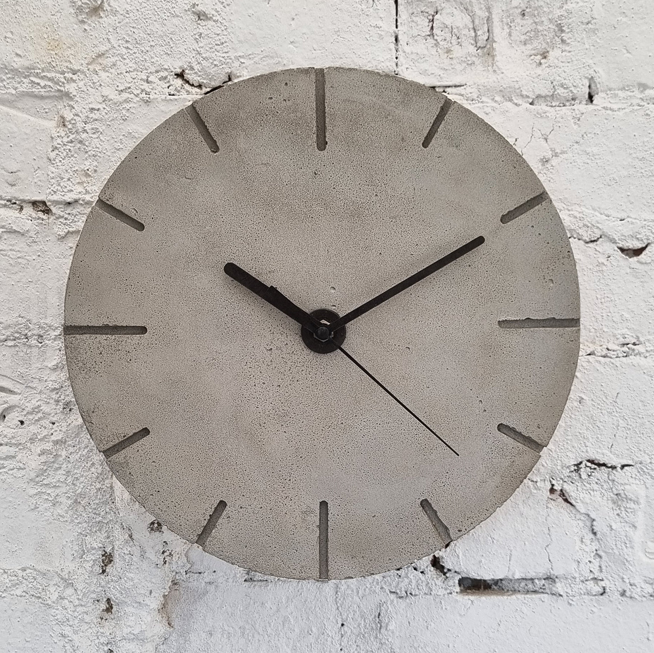 Concreclock 01