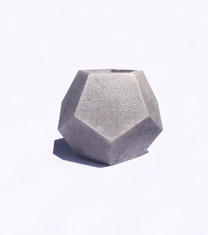 Concrepot 02